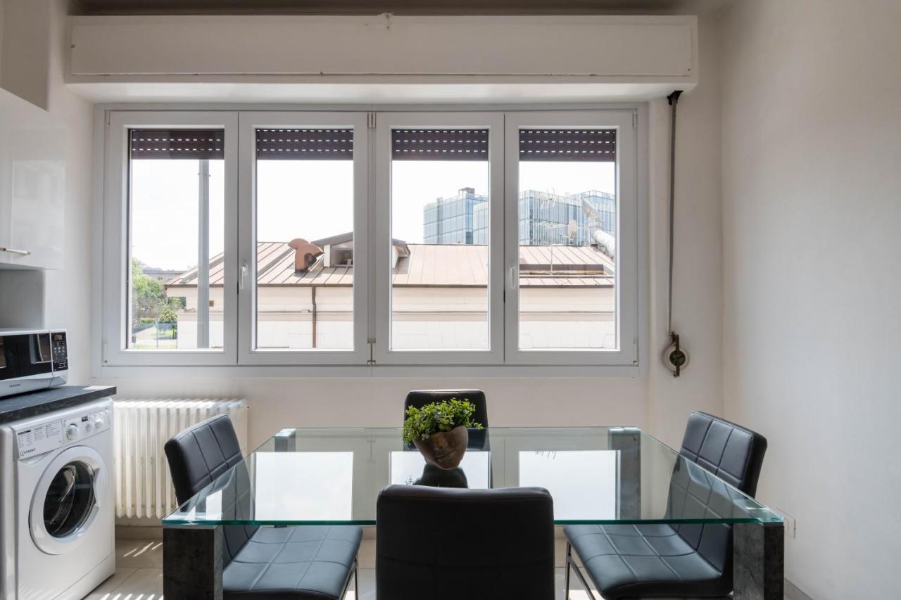 Relstay - Gae Aulenti - 1Br Milan Bagian luar foto
